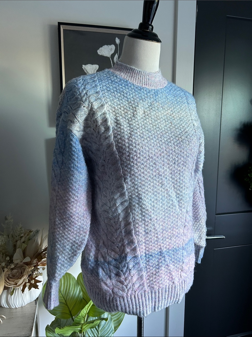 🌸 XS 80s vibes Pastel pink blue Ombre Cable Knit warm winter Sweater